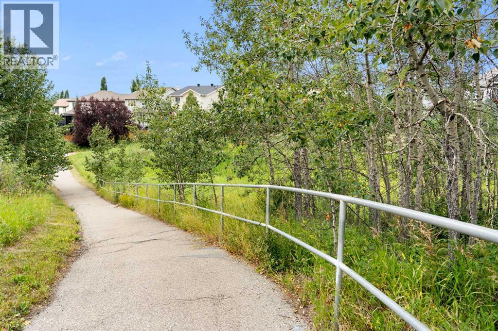 19 Rockmont Court NW, Calgary, Alberta  T3G 5V8 - Photo 41 - A2335201