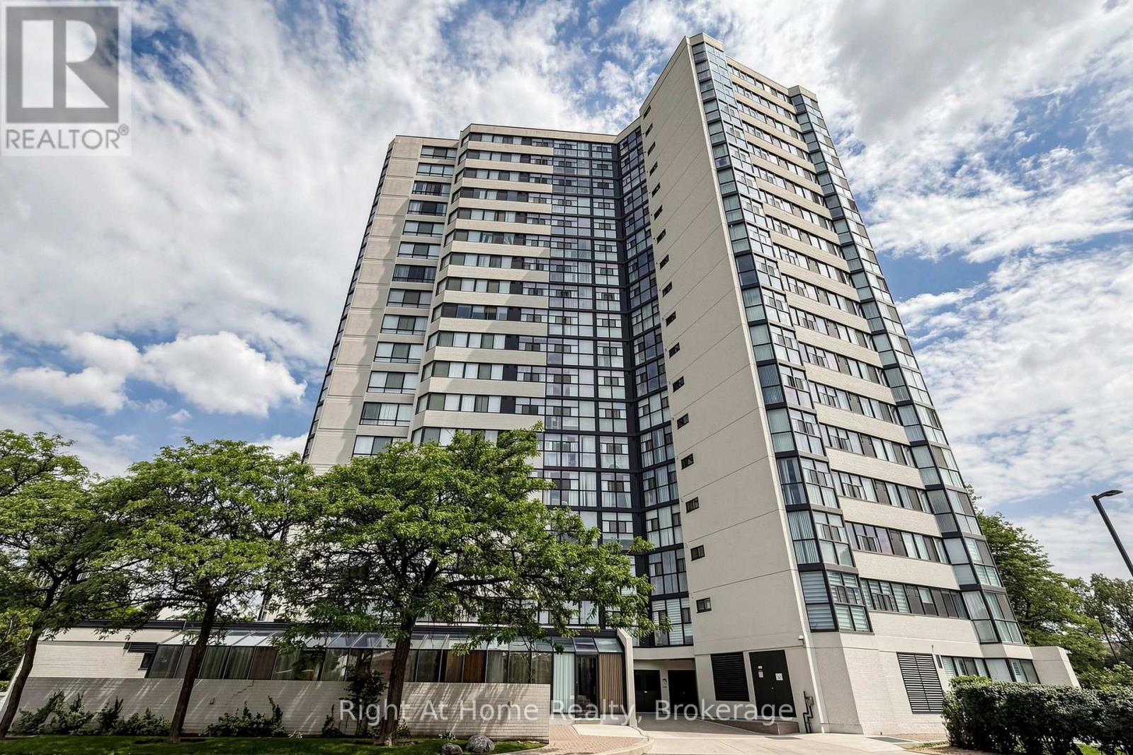 1509 - 1360 Rathburn Road E, Mississauga, Ontario L4W 4H4 - Photo 5 - W13614884