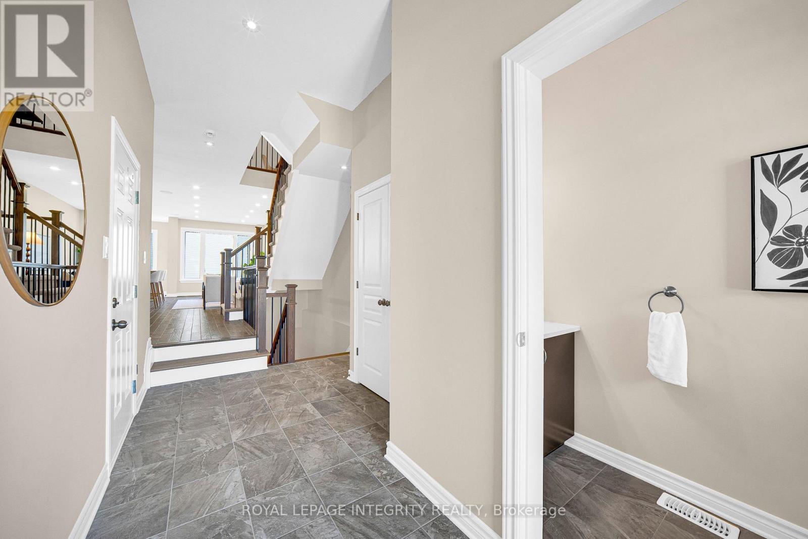 256 Dolce Crescent, Ottawa, Ontario  K1X 0B3 - Photo 3 - X13652982