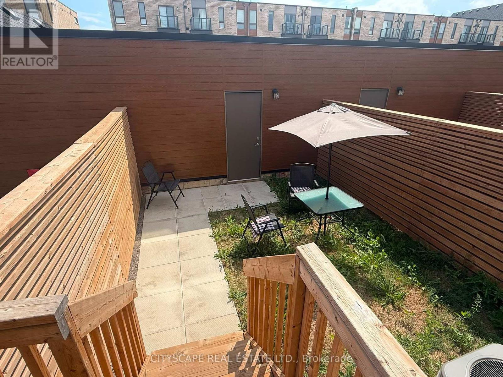 32 Deep Roots Terrace, Toronto, Ontario  M6A 2M3 - Photo 31 - C13641984