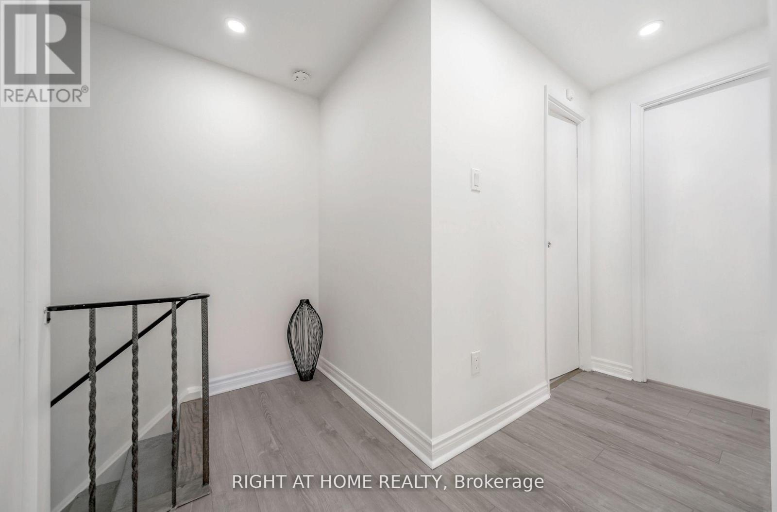12 Lace Fern Way, Toronto, Ontario  M2J 4L9 - Photo 20 - C13652934