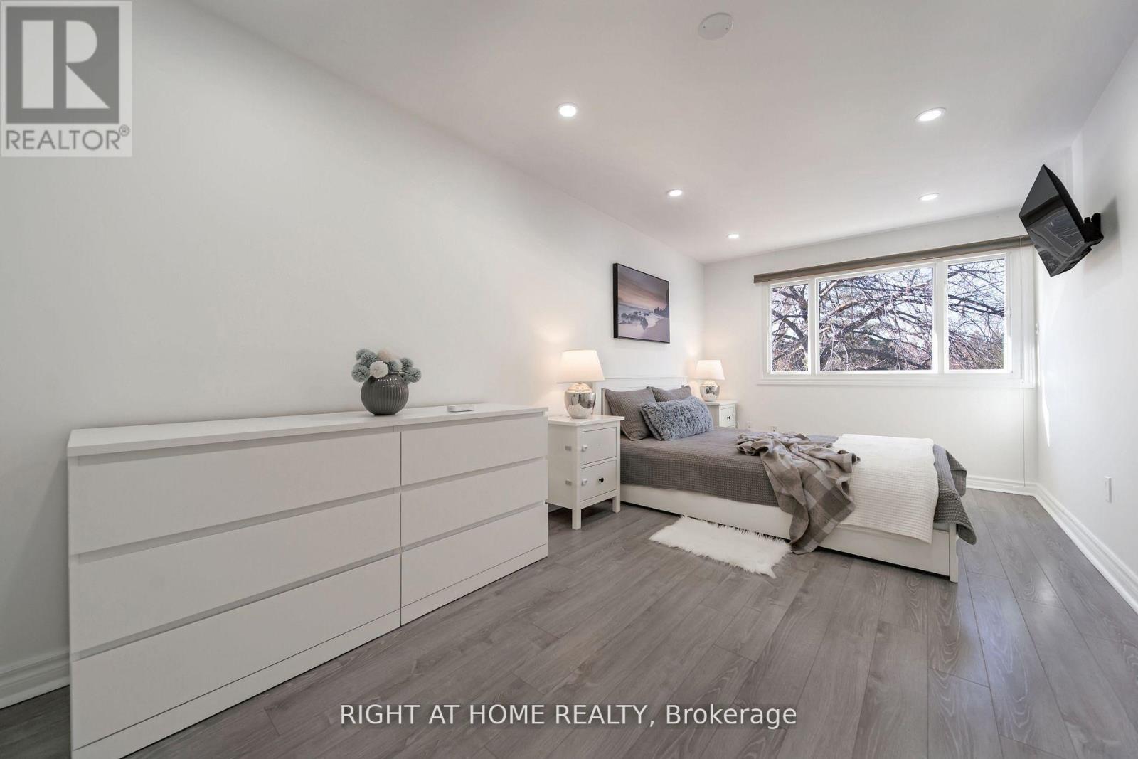 12 Lace Fern Way, Toronto, Ontario  M2J 4L9 - Photo 21 - C13652934