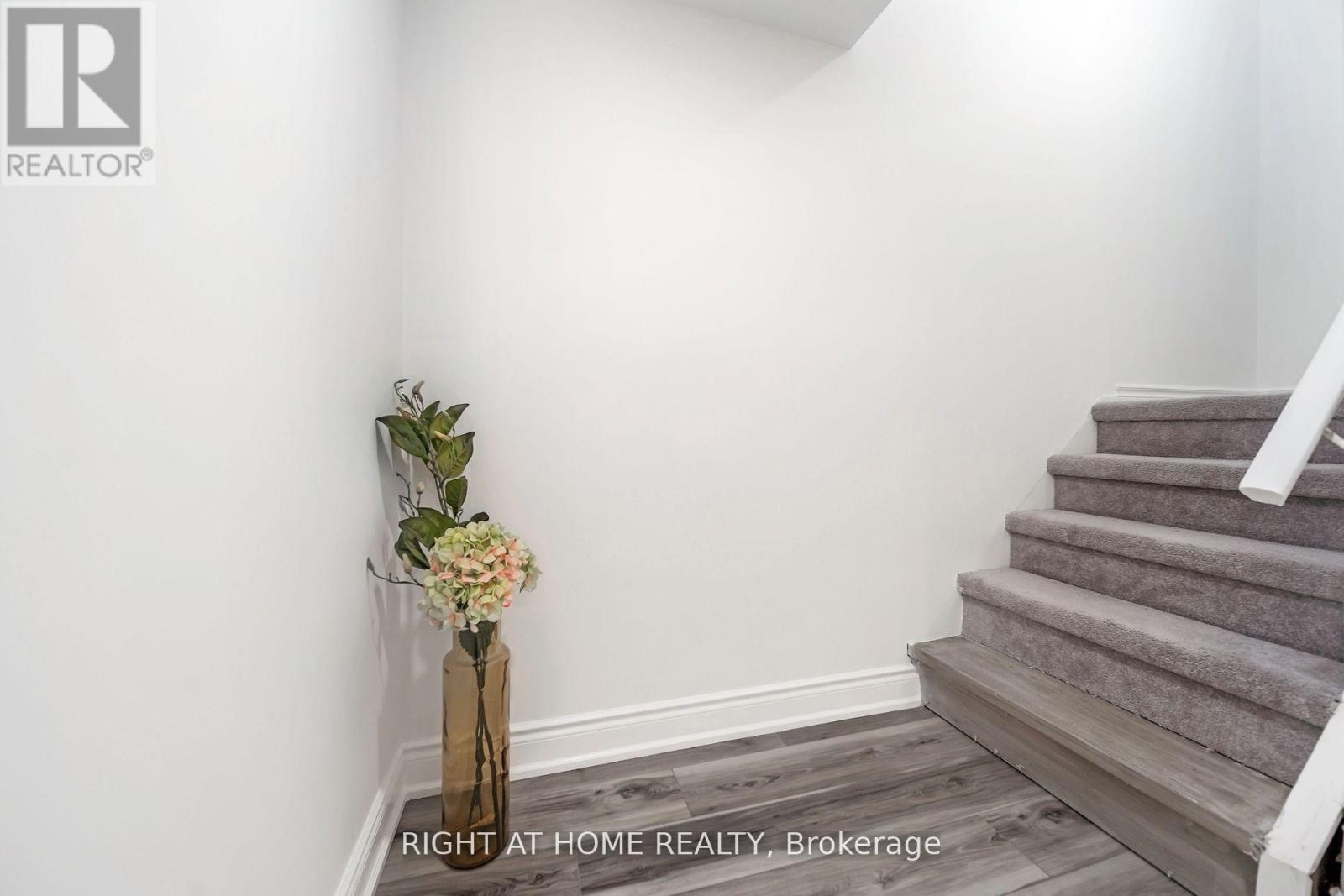 12 Lace Fern Way, Toronto, Ontario  M2J 4L9 - Photo 30 - C13652934