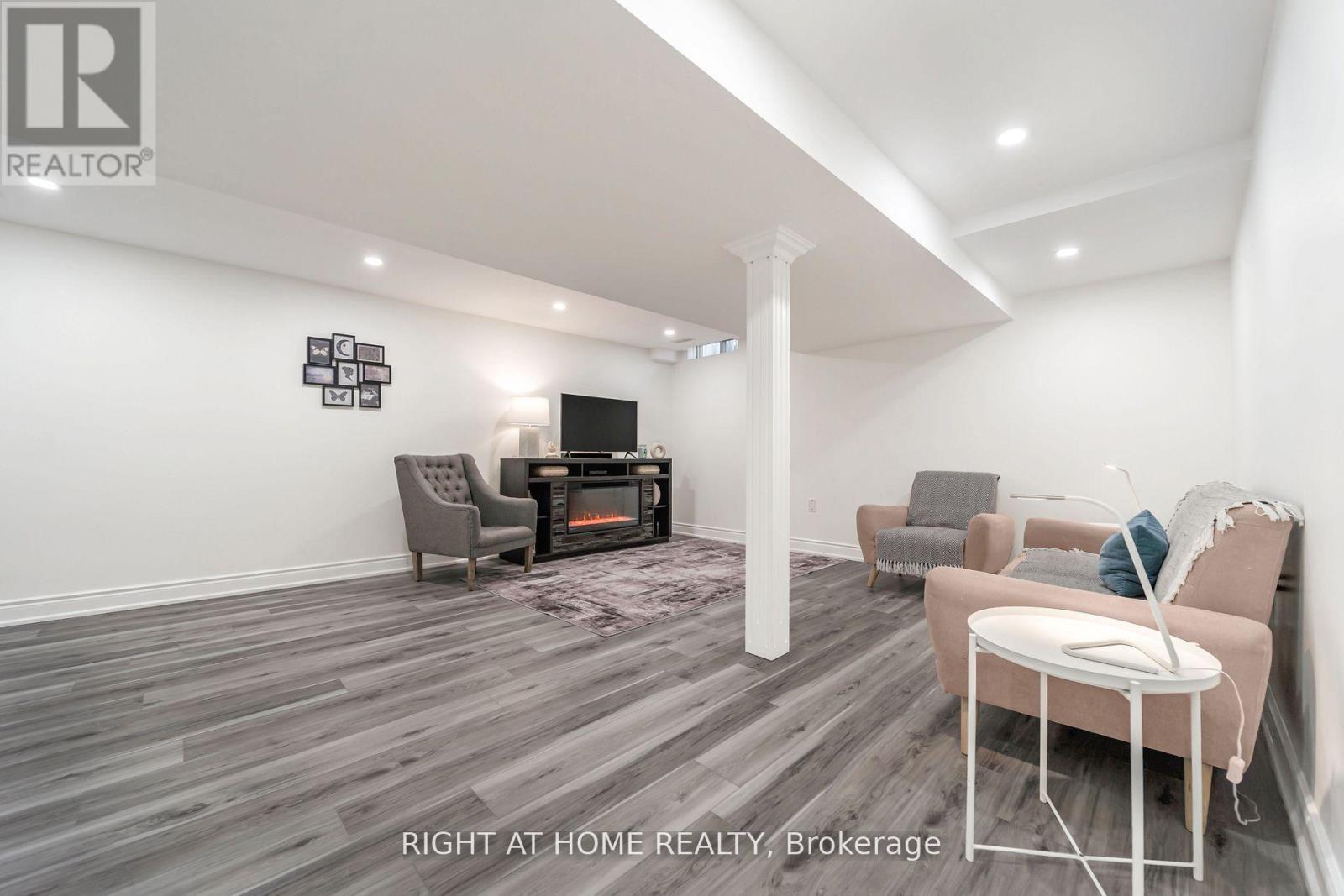 12 Lace Fern Way, Toronto, Ontario  M2J 4L9 - Photo 31 - C13652934