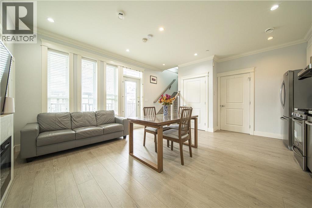 2216 Mannering Avenue, Vancouver, British Columbia  V5N 3C4 - Photo 10 - R3153825