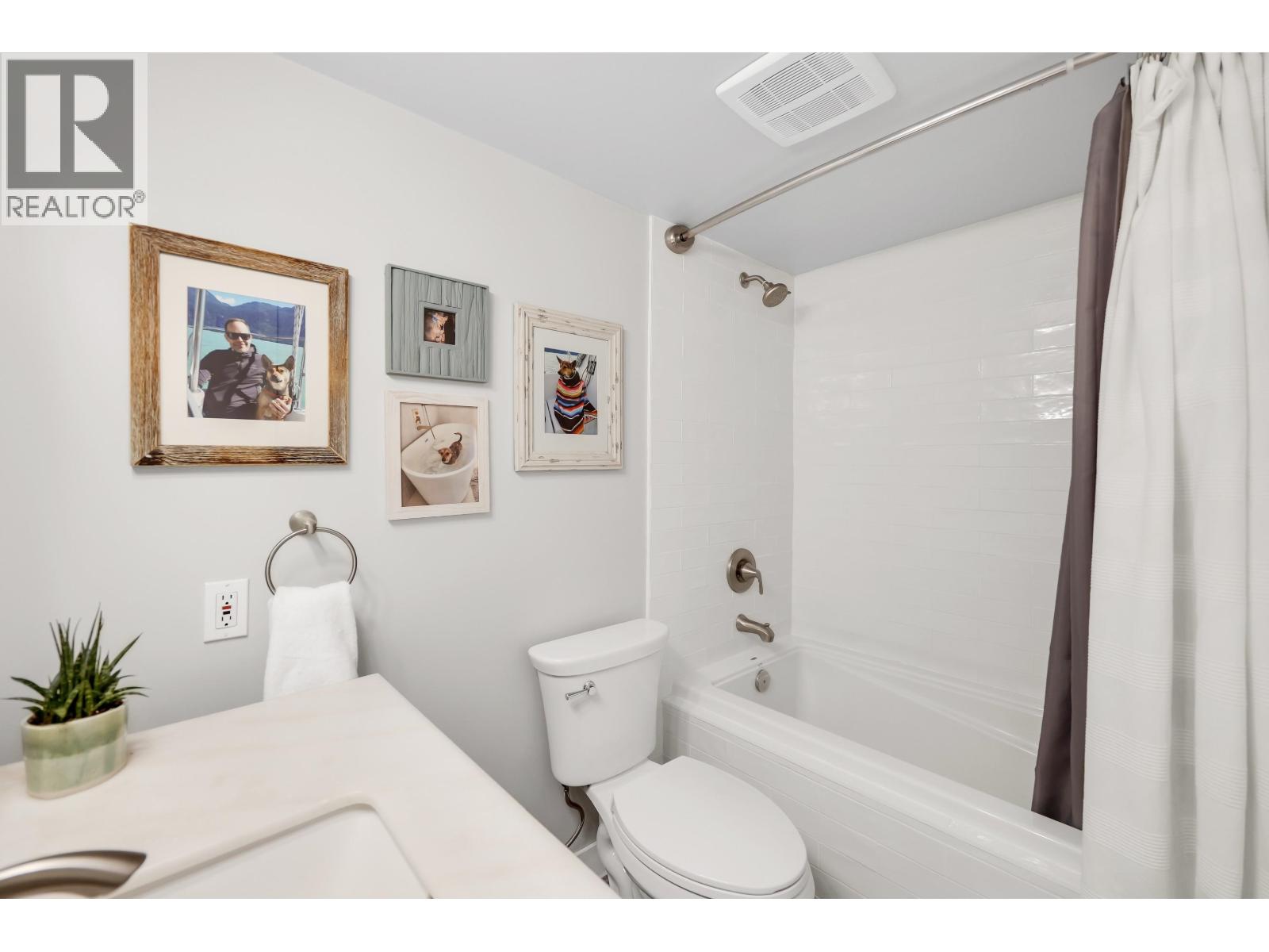 110 1468 Pemberton Avenue, Squamish, British Columbia  V8B 0K2 - Photo 12 - R3153833