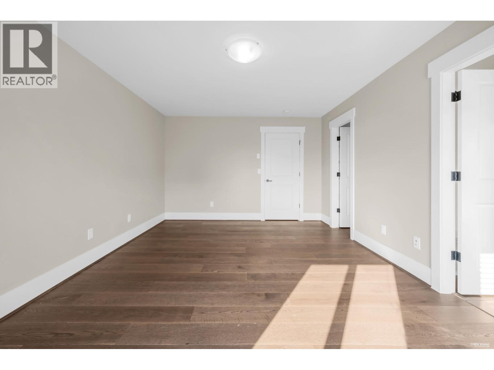 610 Thirteenth Street, New Westminster, British Columbia  V3M 4M2 - Photo 23 - R3153850