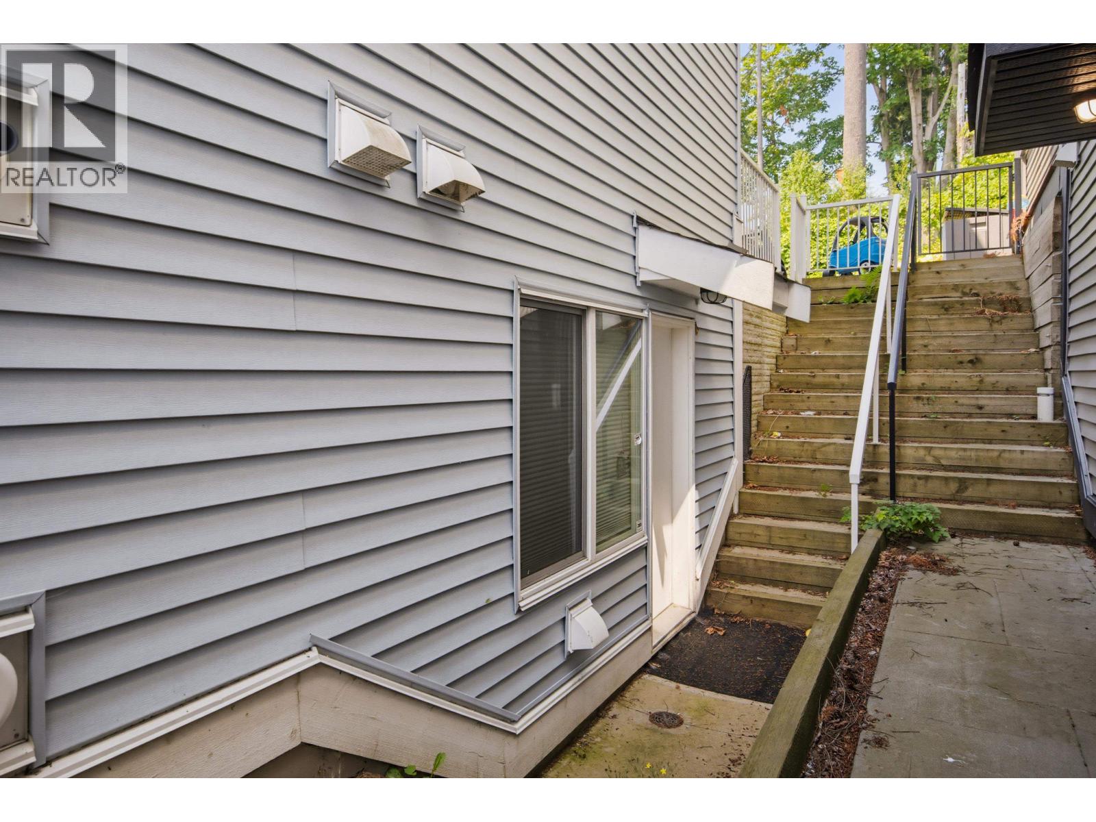 1408 Strawline Hill Street, Coquitlam, British Columbia  V3E 0L5 - Photo 8 - R3153706