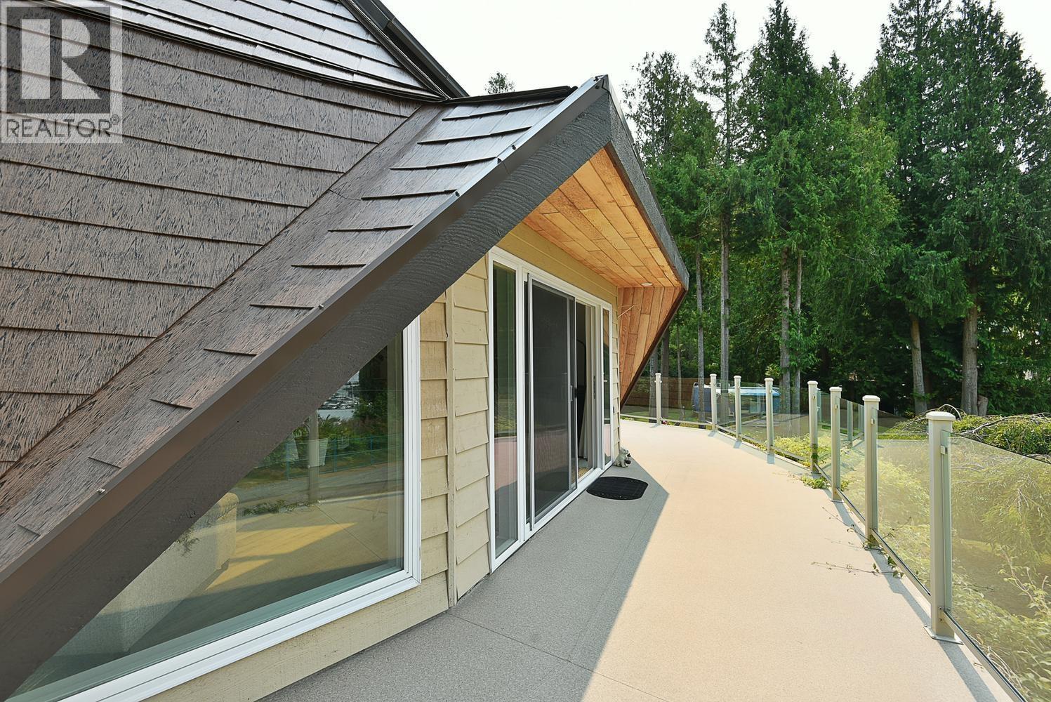 13031 Narrows Road, Madeira Park, British Columbia  V0N 2H1 - Photo 19 - R3153818