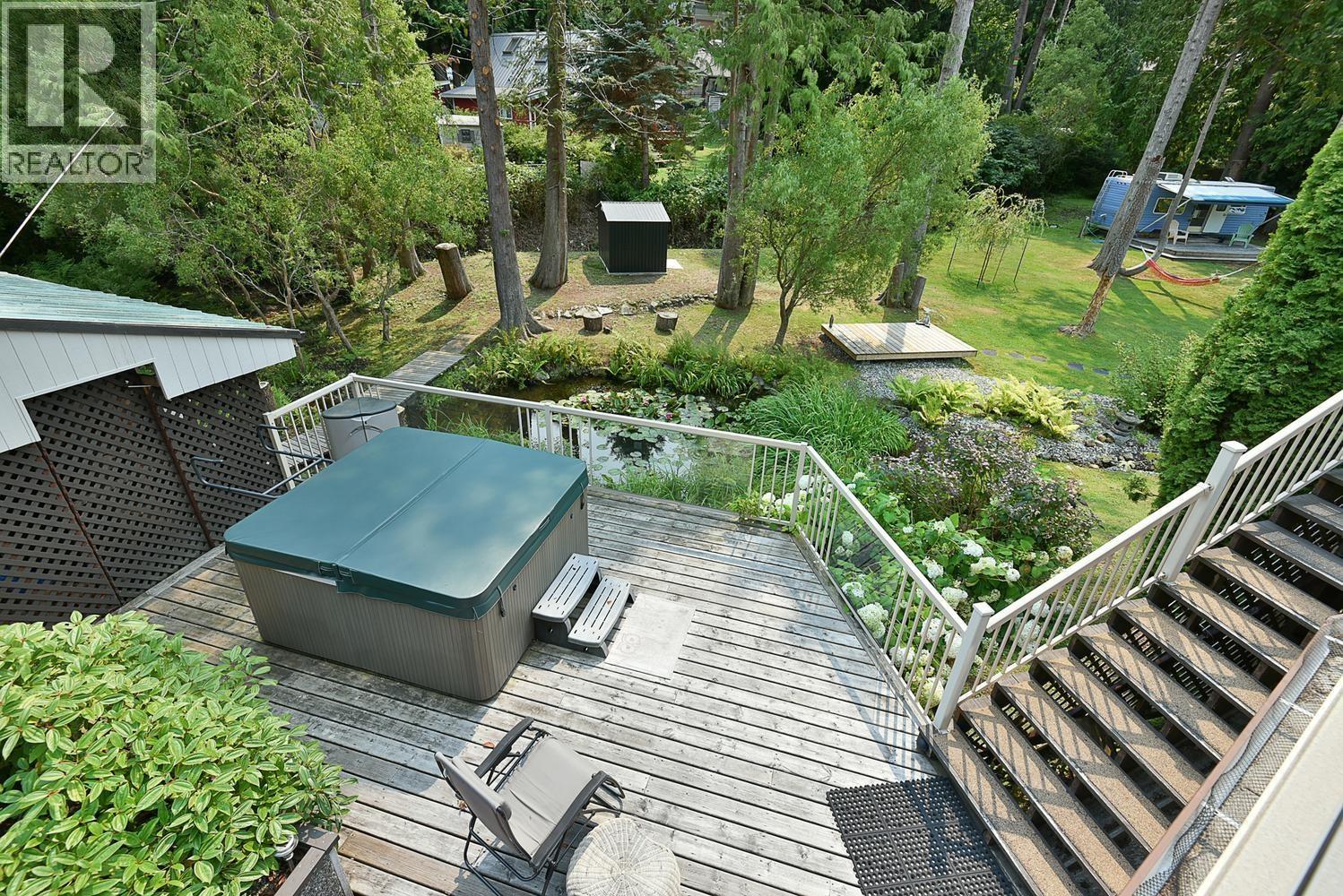 13031 Narrows Road, Madeira Park, British Columbia  V0N 2H1 - Photo 21 - R3153818