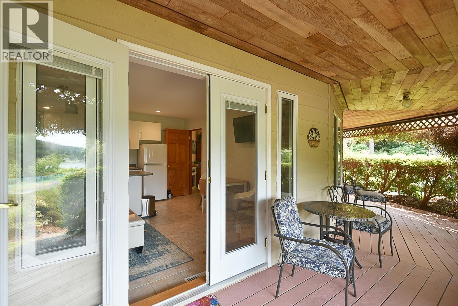 13031 Narrows Road, Madeira Park, British Columbia  V0N 2H1 - Photo 27 - R3153818