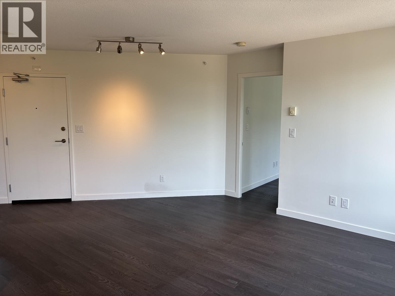 606 5470 Ormidale Street, Vancouver, British Columbia  V5R 0G5 - Photo 2 - R3153808