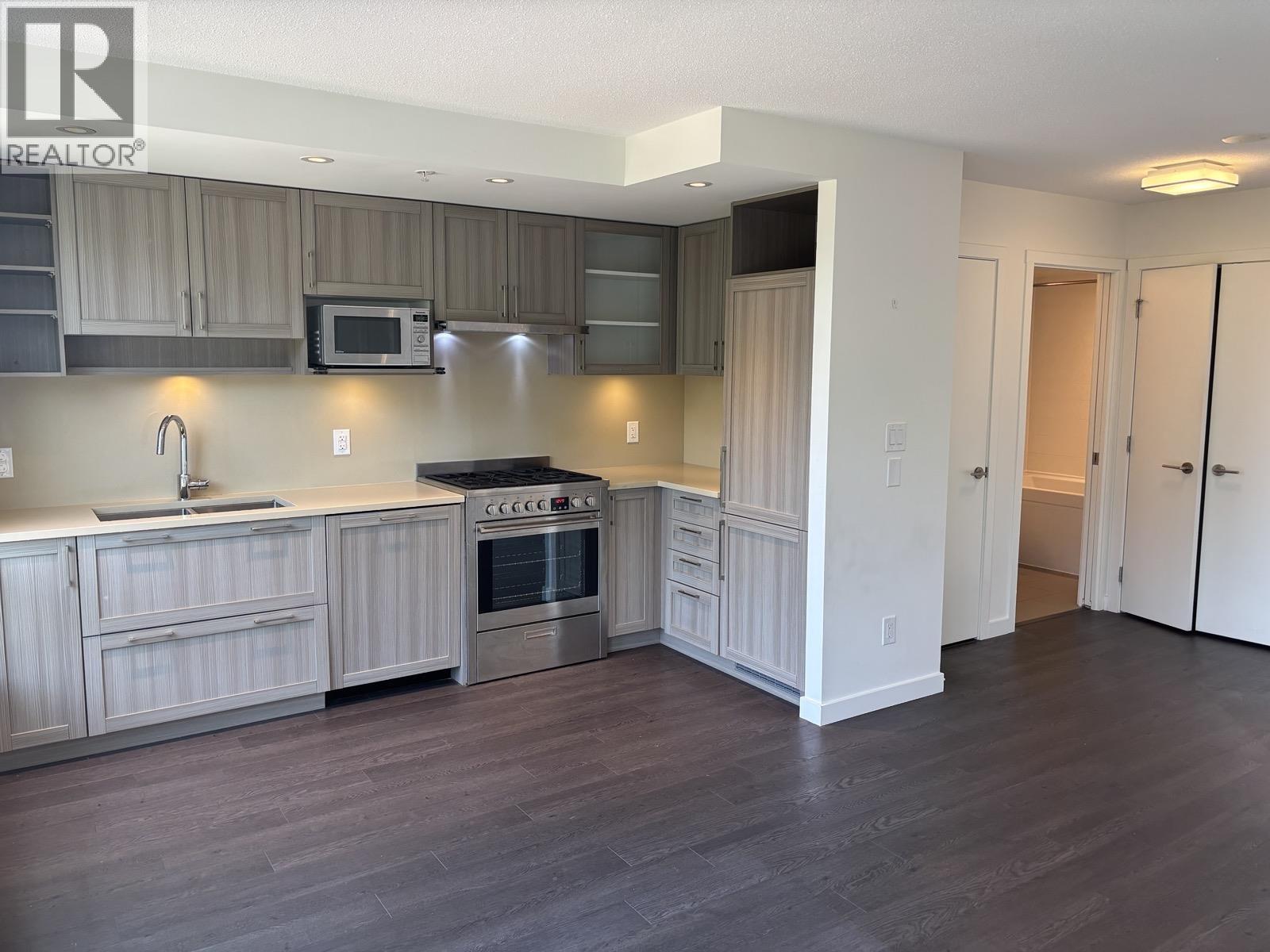 606 5470 Ormidale Street, Vancouver, British Columbia  V5R 0G5 - Photo 5 - R3153808