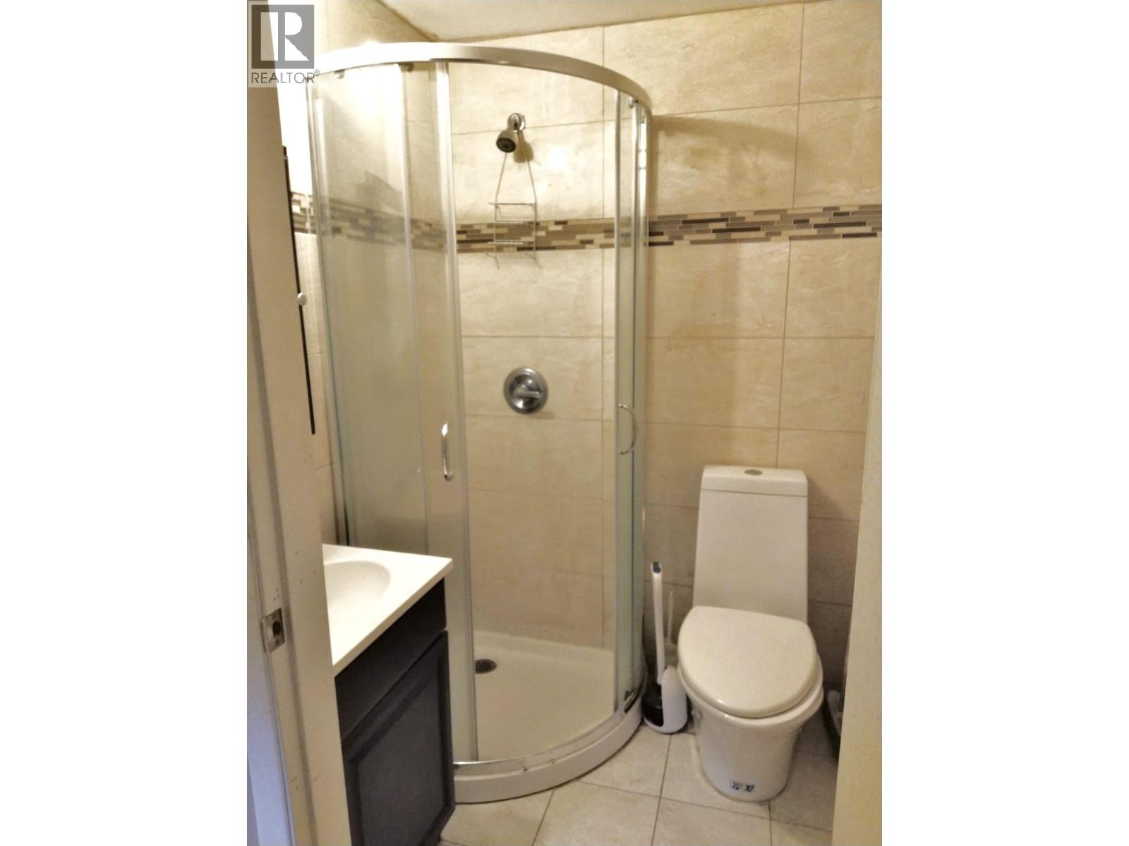 Basement 4897 Patrick Pl, Burnaby, British Columbia  V5J 3A5 - Photo 13 - R3153839