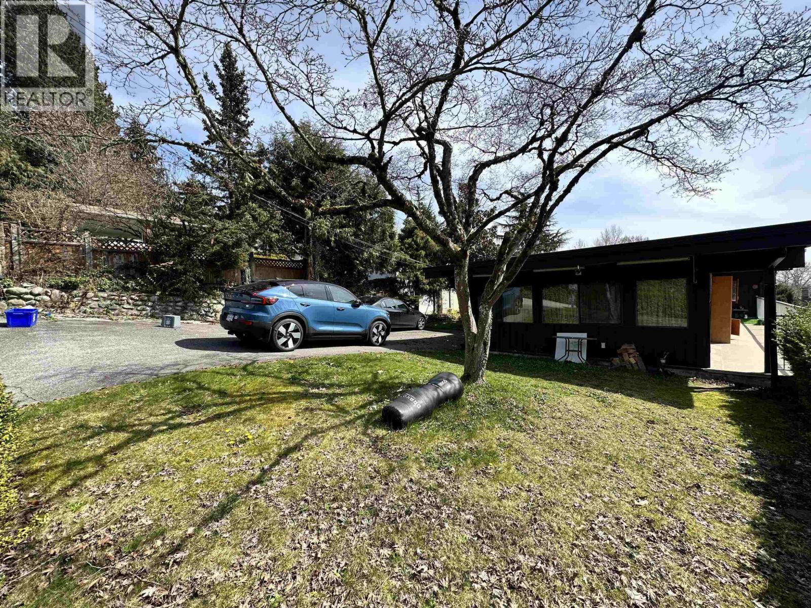 Basement 4897 Patrick Pl, Burnaby, British Columbia  V5J 3A5 - Photo 7 - R3153839