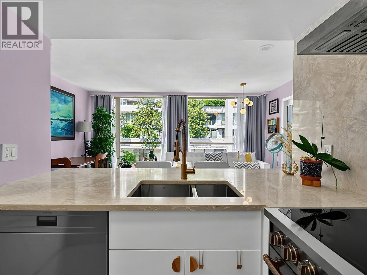 609 822 HOMER STREET, Vancouver, British Columbia