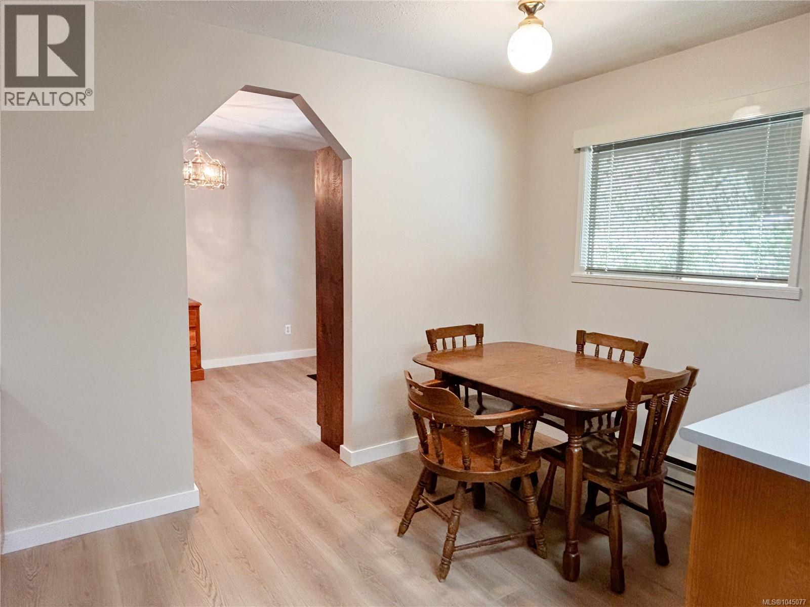 352 Nootka Dr, Gold River, British Columbia  V0P 1G0 - Photo 7 - 1045077