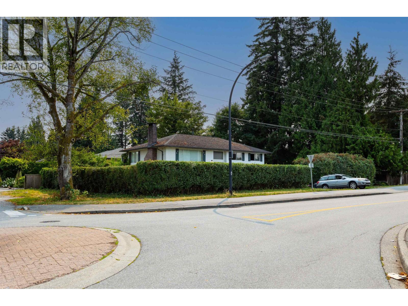 22026 122nd Avenue, Maple Ridge, British Columbia  V2X 3X3 - Photo 24 - R3153685