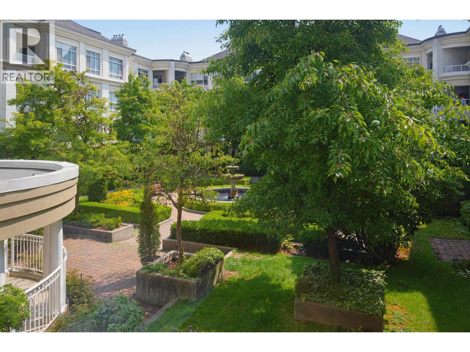 229 5735 Hampton Place, Vancouver, British Columbia  V6T 2G8 - Photo 5 - R3153547