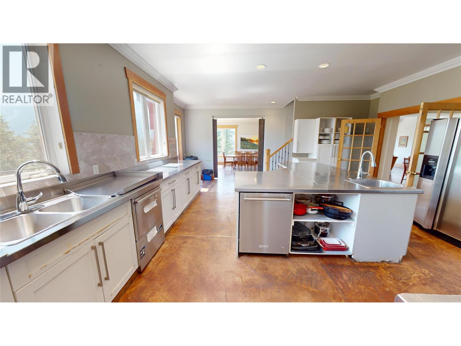 3934 Cokato Road, Fernie, British Columbia  V0B 1M4 - Photo 6 - 10396170