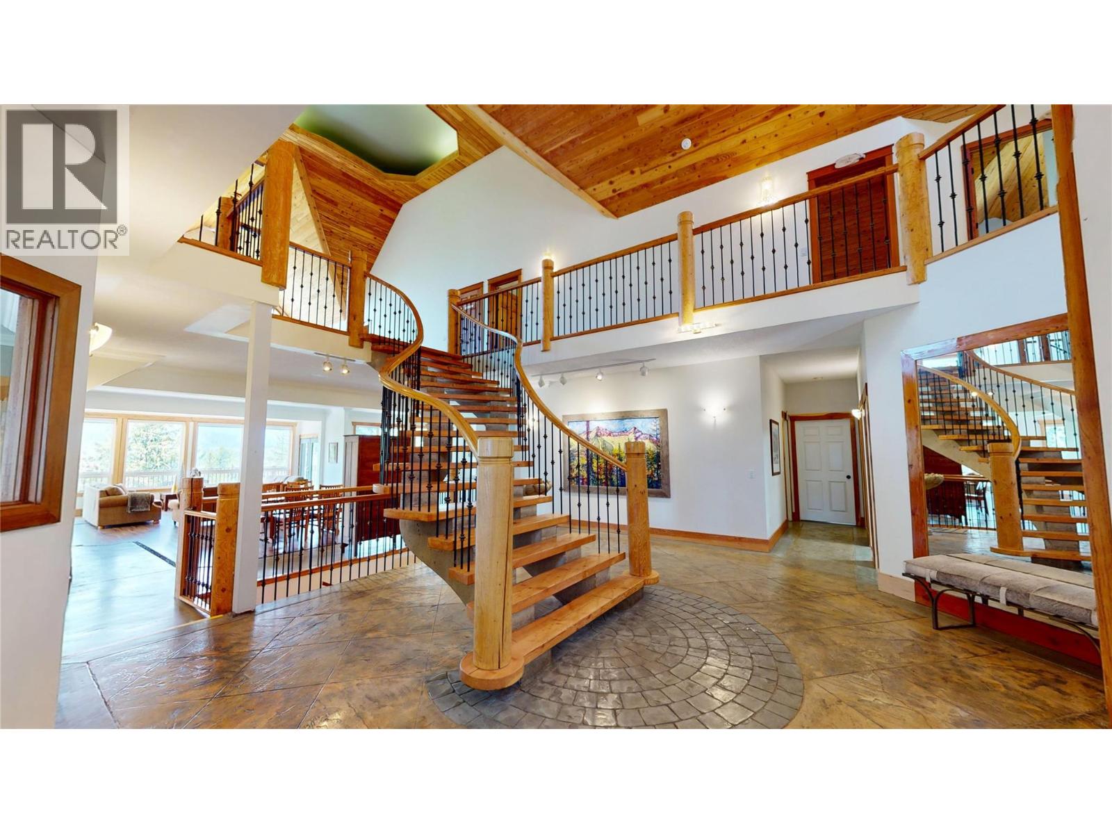 3934 Cokato Road, Fernie, British Columbia  V0B 1M4 - Photo 2 - 10396170