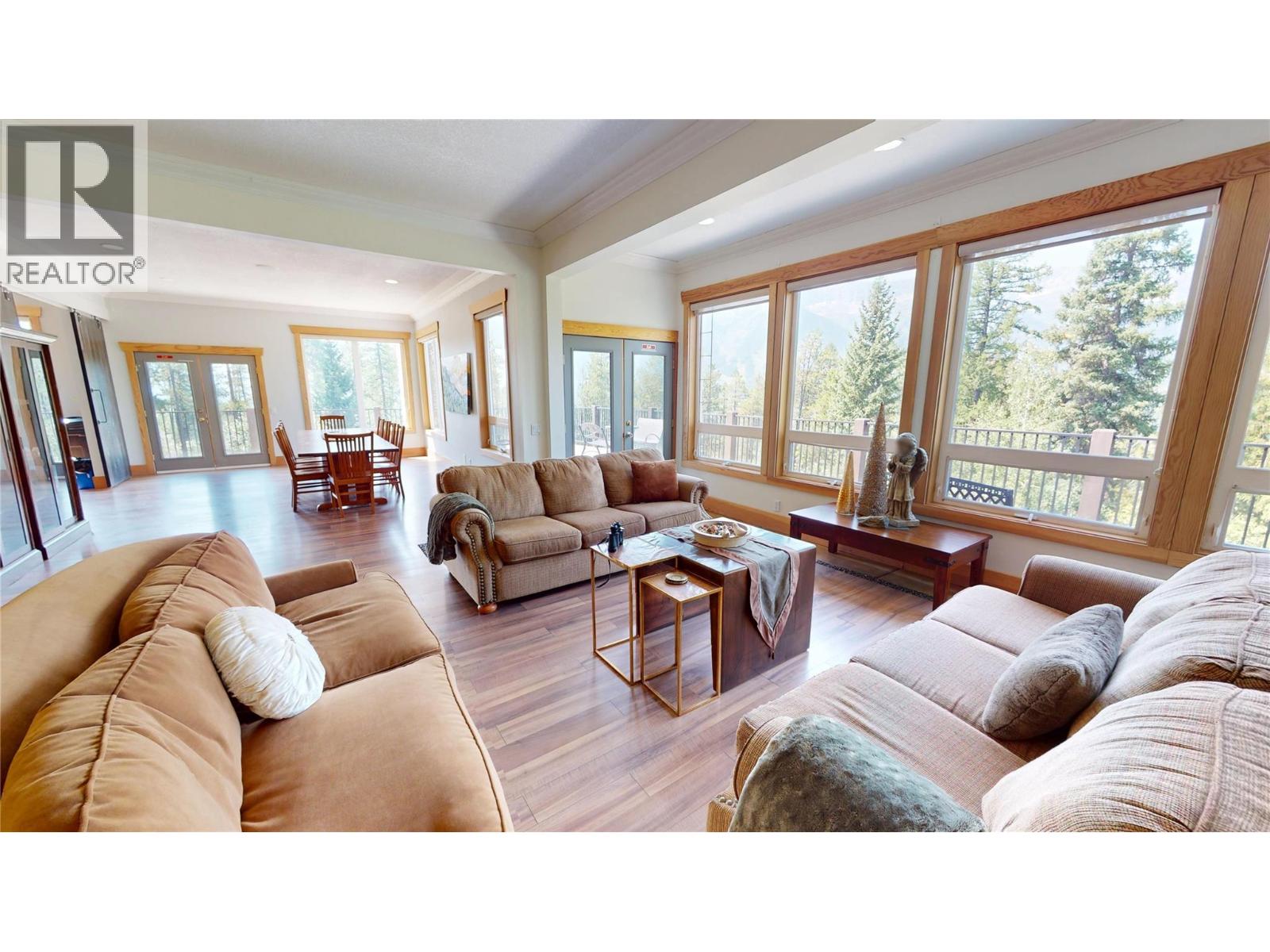 3934 Cokato Road, Fernie, British Columbia  V0B 1M4 - Photo 8 - 10396170