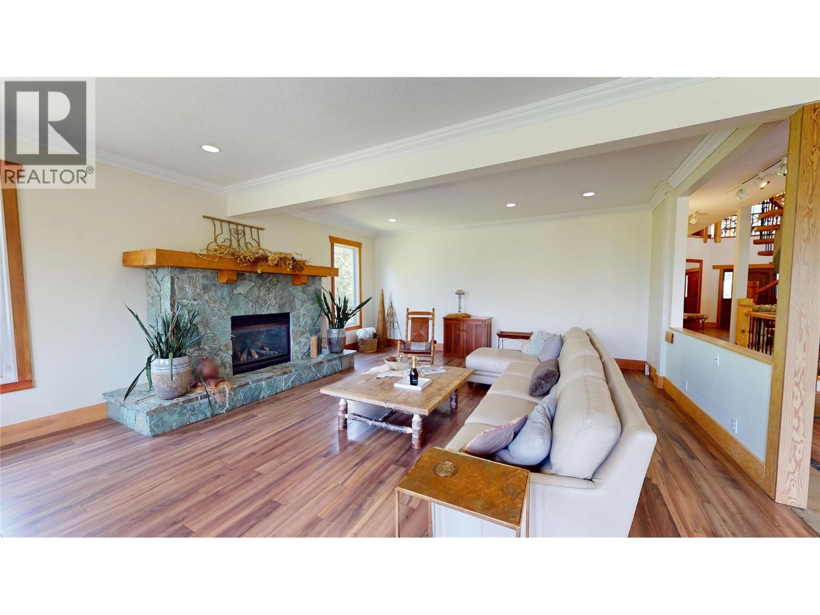 3934 Cokato Road, Fernie, British Columbia  V0B 1M4 - Photo 10 - 10396170