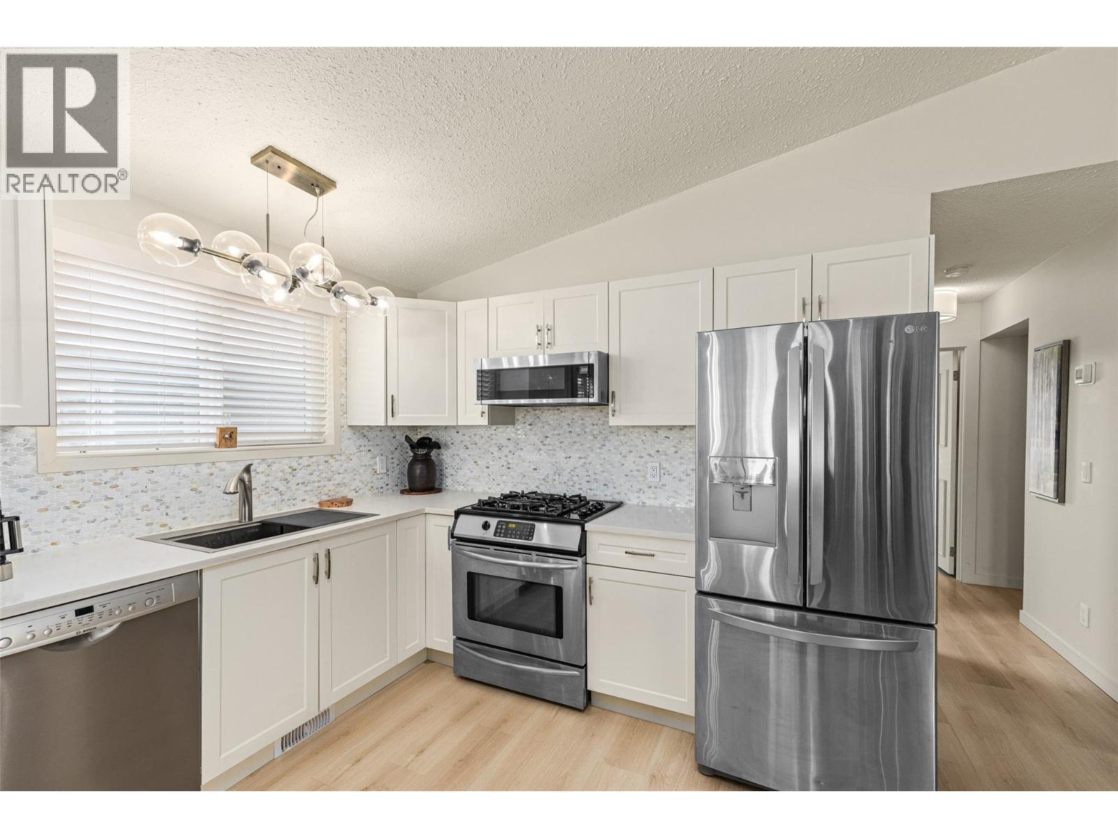 1255 Raymer Avenue Unit# 149, Kelowna, British Columbia  V1W 3S3 - Photo 6 - 10396761