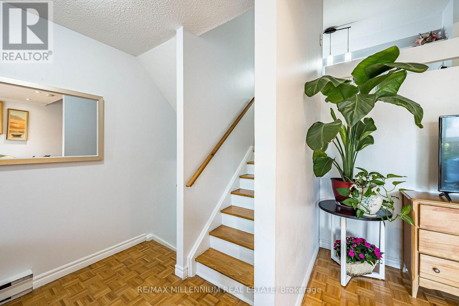 301 Milestone Crescent, Aurora, Ontario  L4G 3M2 - Photo 14 - N13652998