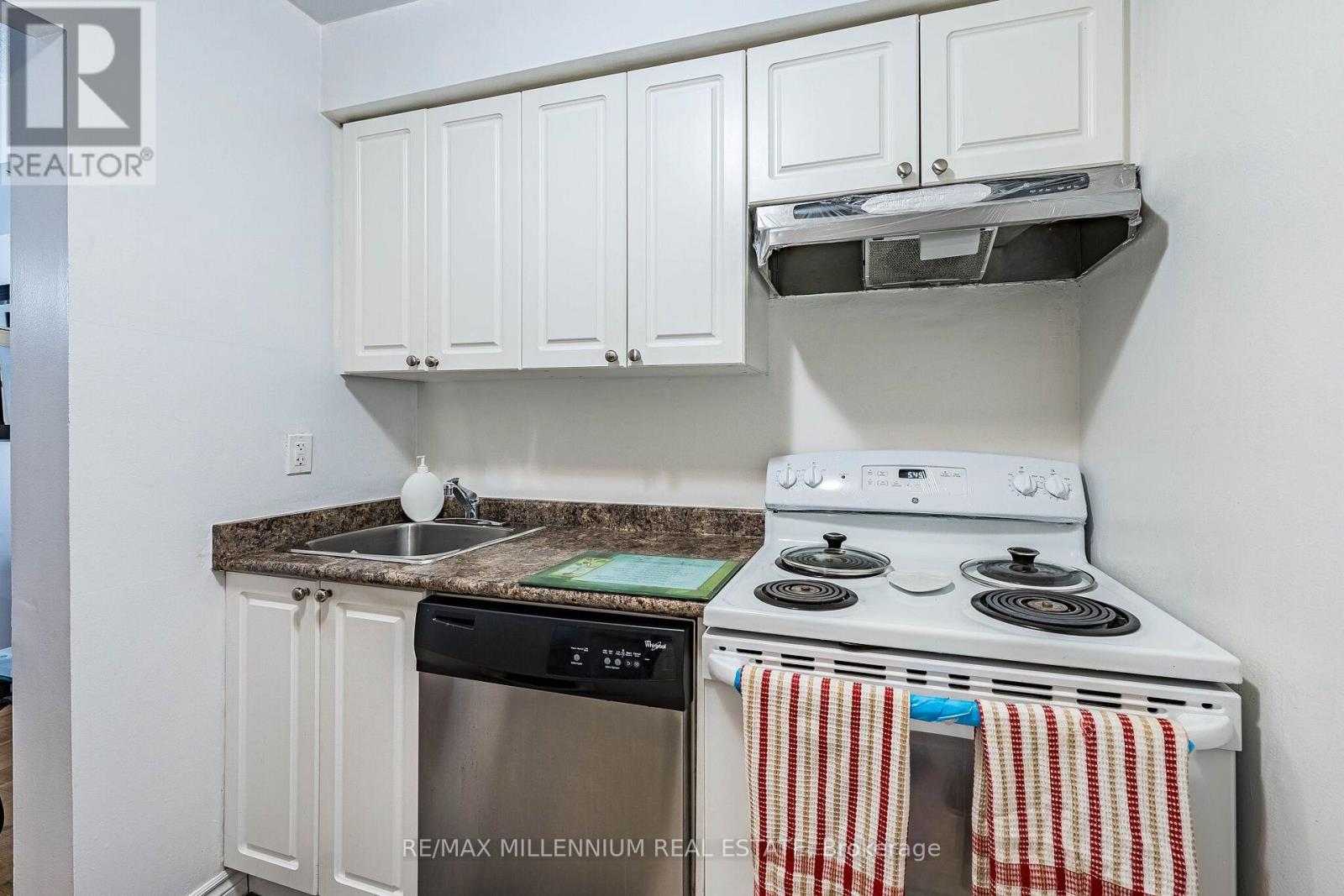 301 Milestone Crescent, Aurora, Ontario  L4G 3M2 - Photo 21 - N13652998
