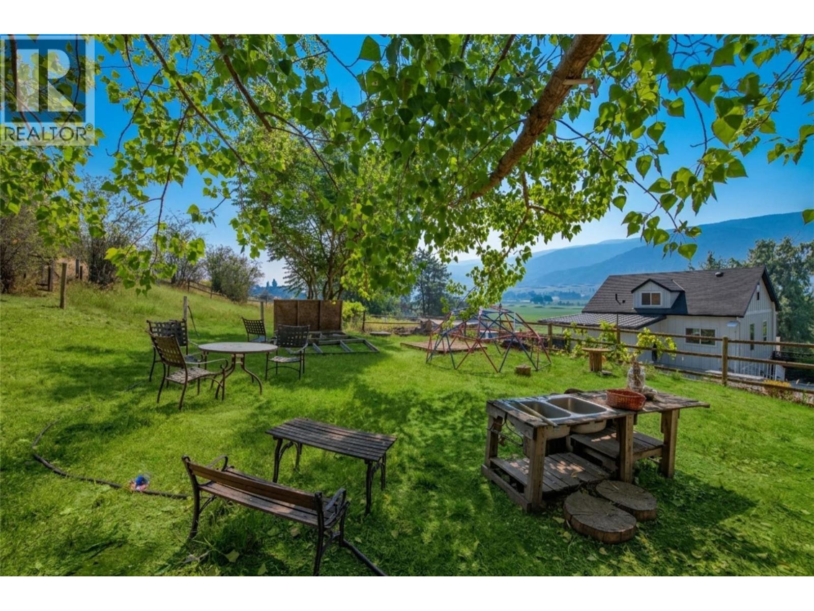 9211 6 Highway, Coldstream, British Columbia  V1B 3B5 - Photo 57 - 10396243