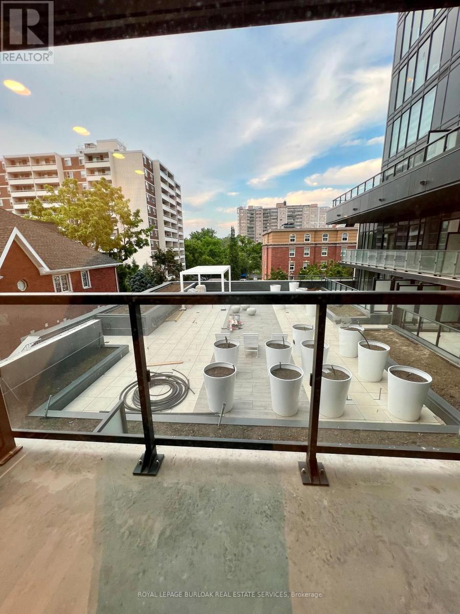 311 - 370 Martha Street, Burlington, Ontario  L7R 0G9 - Photo 15 - W13652964