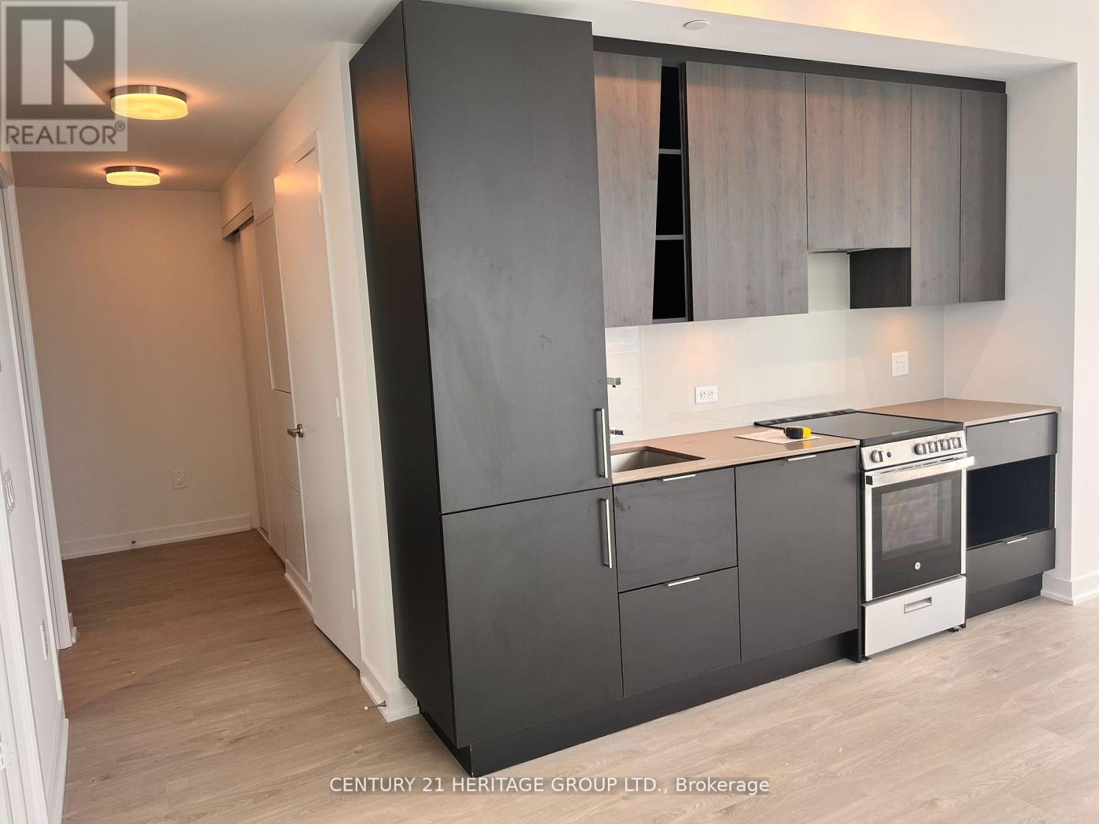 4009 - 3900 Confederation Pkwy, Mississauga, Ontario  L5B 0M3 - Photo 4 - W13653000