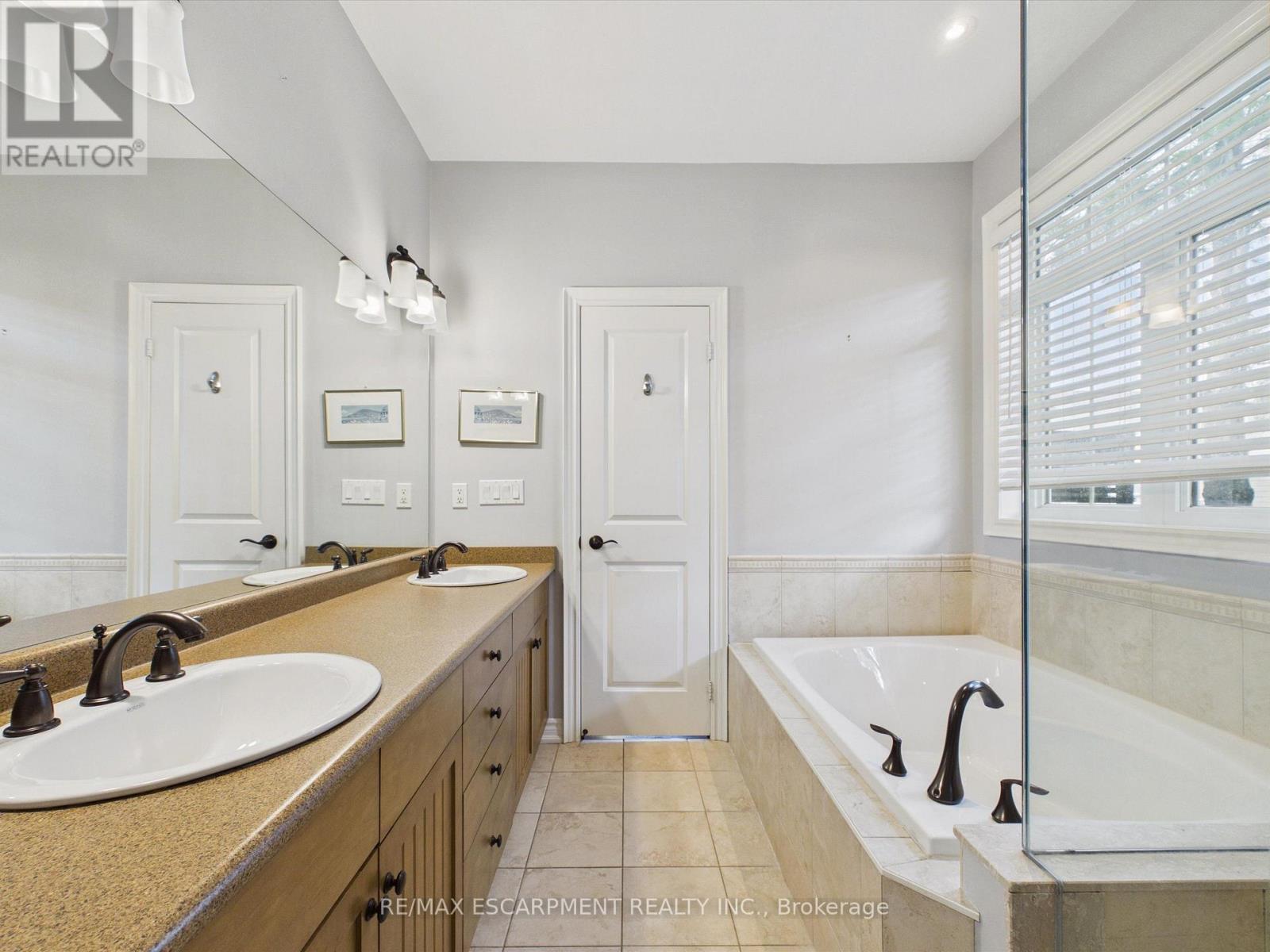 23 Spencer Street, Bracebridge, Ontario P1L 0B7 - Photo 20 - X13652970