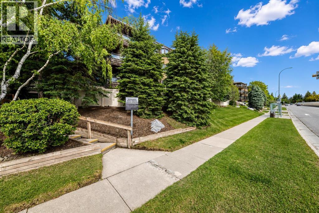 401, 3719b 49 Street NW, Calgary, Alberta  T3A 2E3 - Photo 2 - A2318568