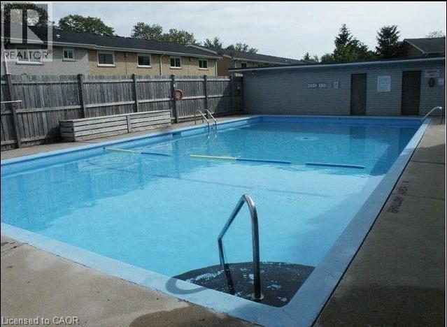 655 Albert Street Unit# J, Waterloo, Ontario  N2L 3V5 - Photo 13 - 40854067