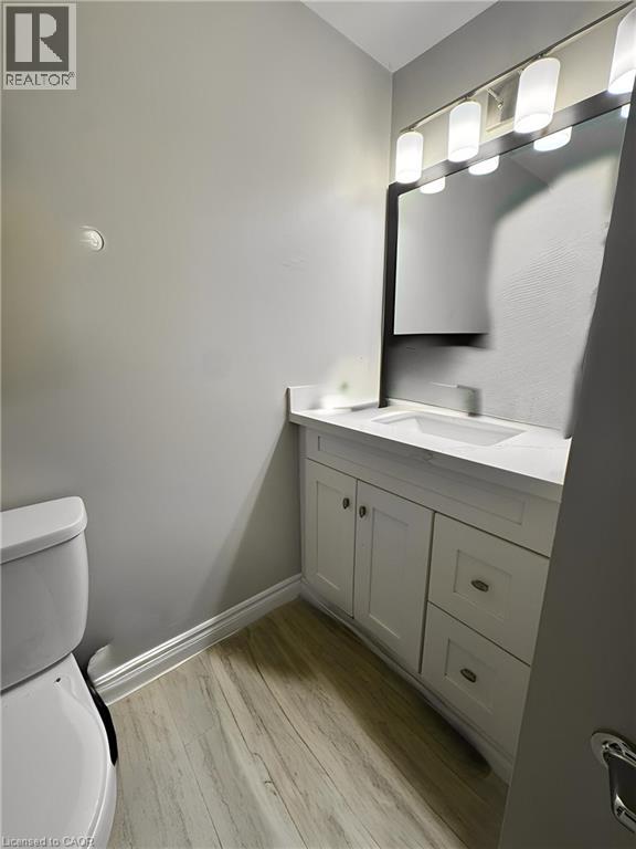 655 Albert Street Unit# J, Waterloo, Ontario  N2L 3V5 - Photo 2 - 40854067