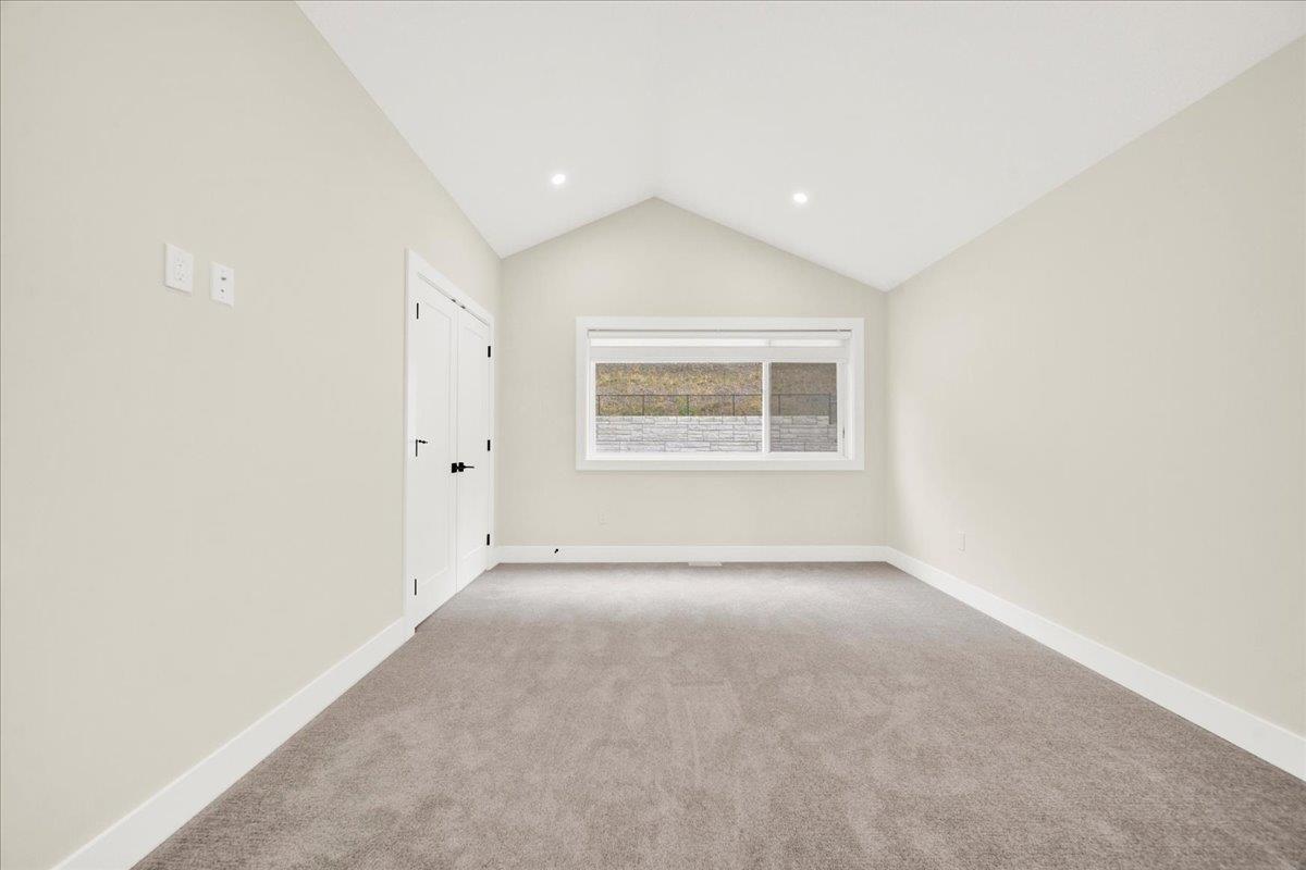 33958 Parr Avenue, Mission, British Columbia  V2V 6B2 - Photo 12 - R3153648