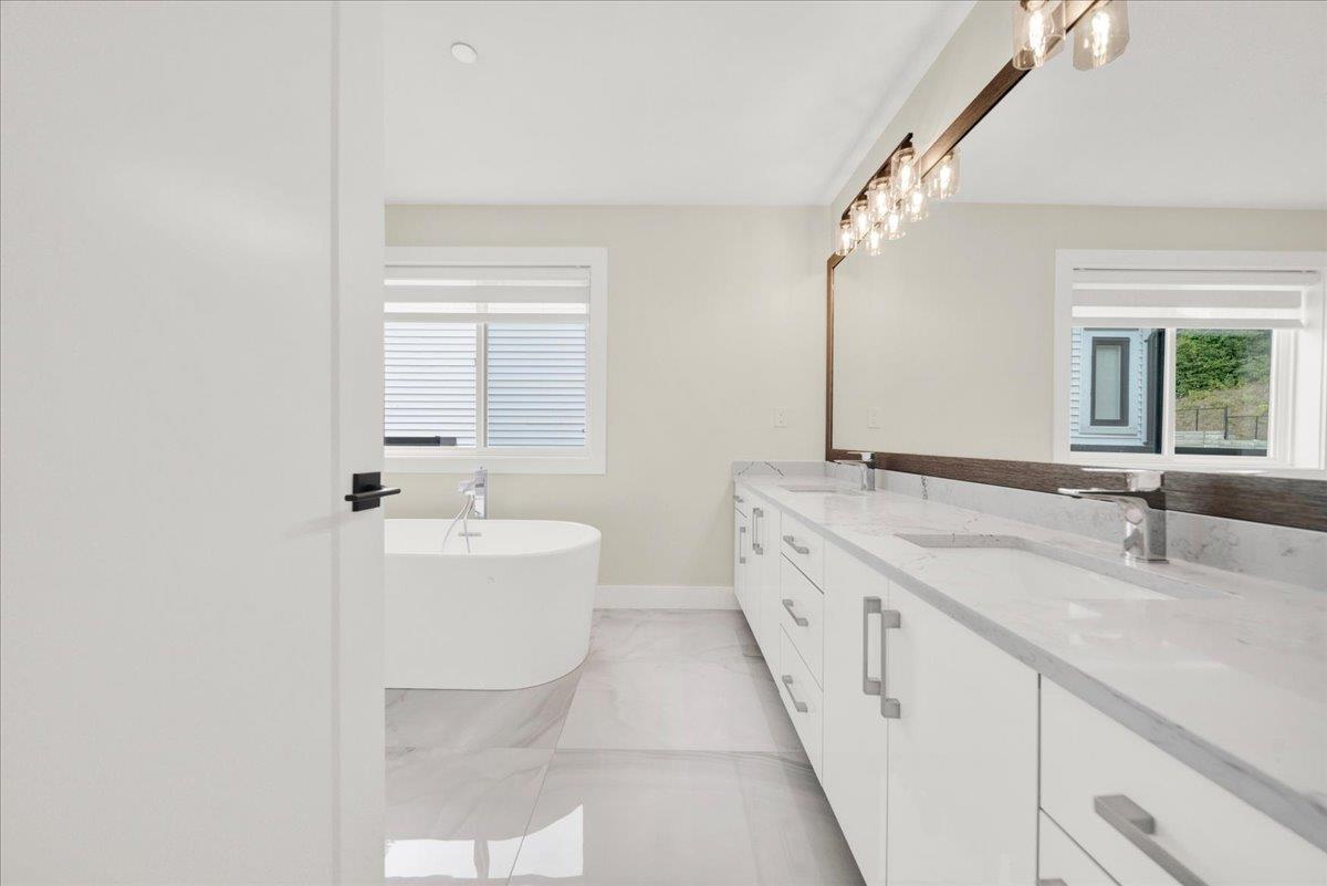 33958 Parr Avenue, Mission, British Columbia  V2V 6B2 - Photo 35 - R3153648