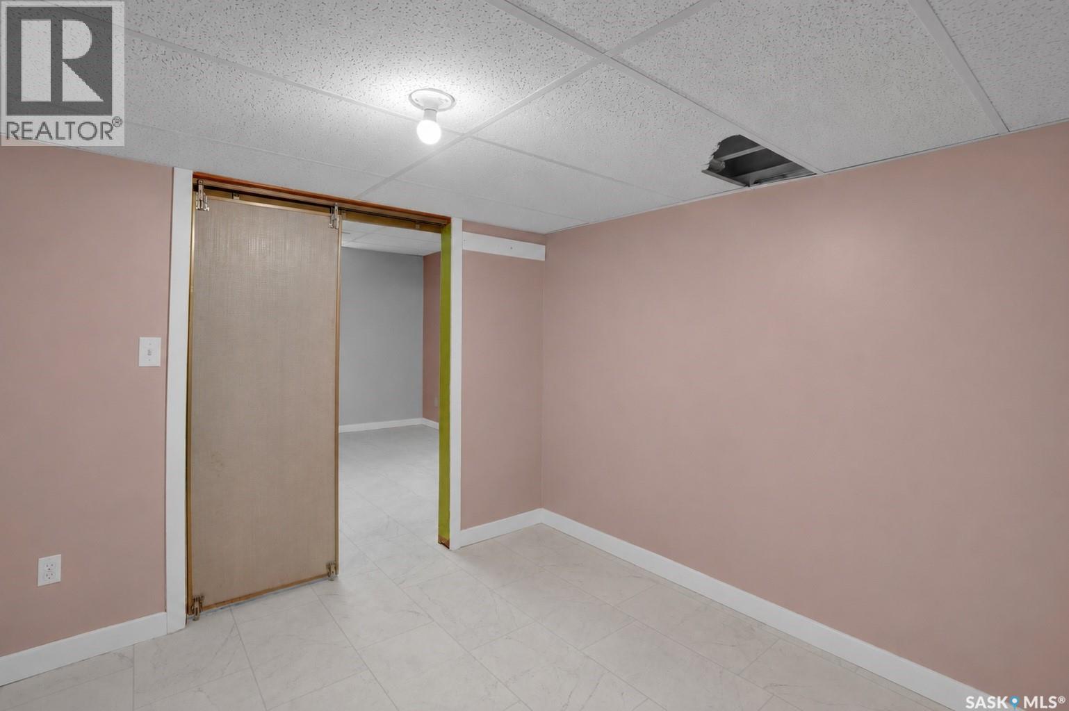 302 Doiron Road N, Regina, Saskatchewan  S4Y 1G1 - Photo 31 - SK044933
