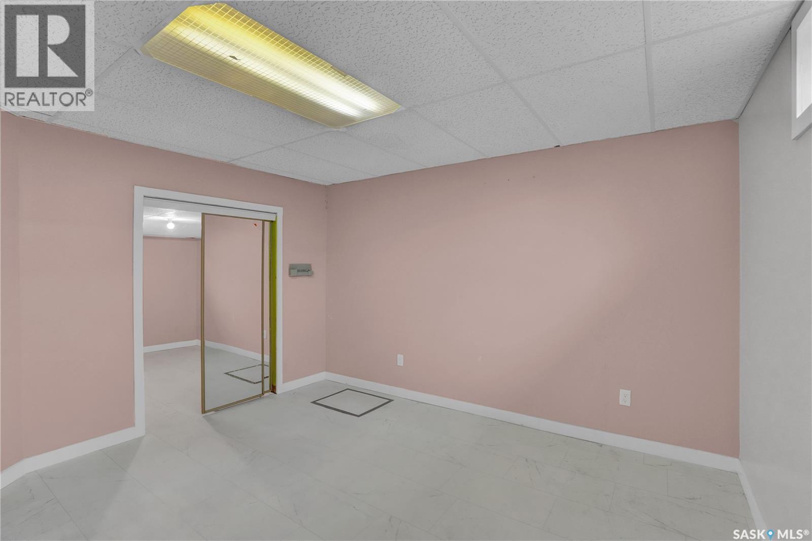 302 Doiron Road N, Regina, Saskatchewan  S4Y 1G1 - Photo 29 - SK044933