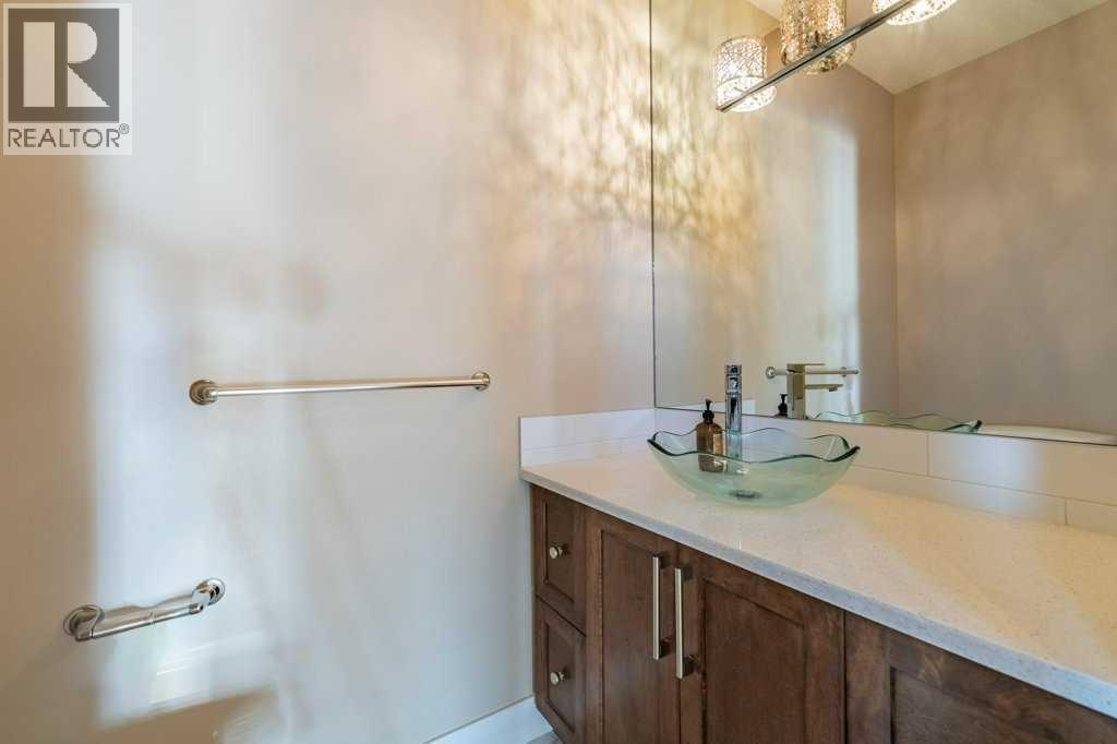 1241 Westmount Drive, Strathmore, Alberta  T1Y 1Y6 - Photo 4 - A2322245