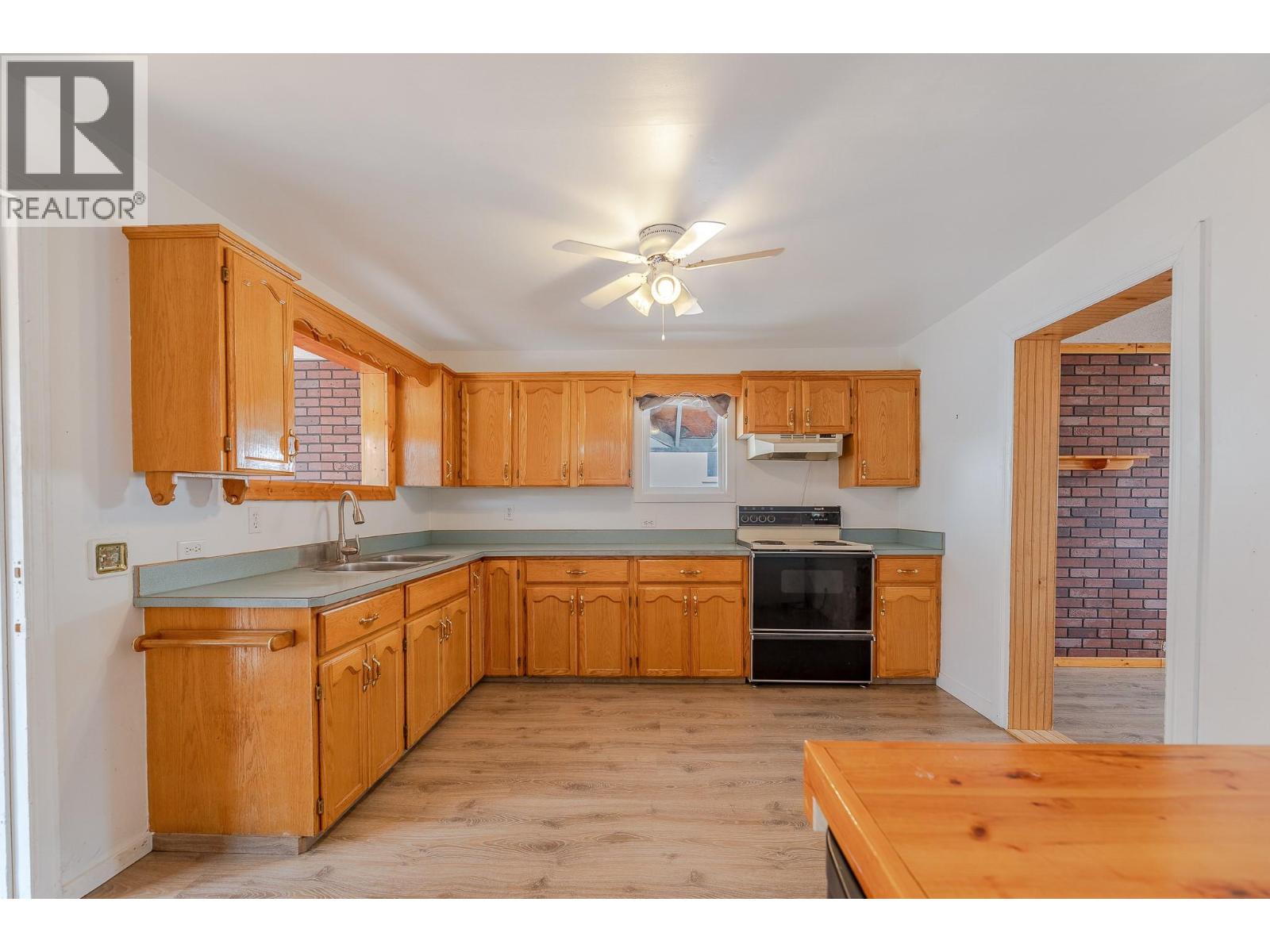 553 Papineau Street, Penticton, British Columbia  V2A 4X6 - Photo 20 - 10397219