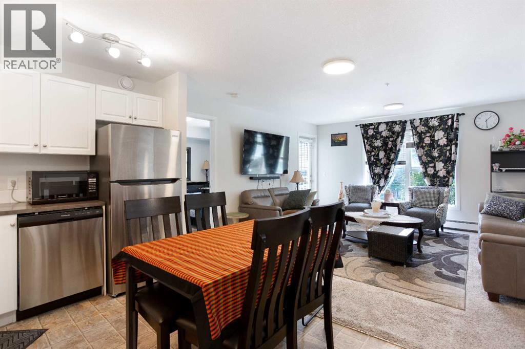 210, 2000 Applevillage Court Se, Calgary, Alberta T2A 7Z4 - Photo 6 - A2329799