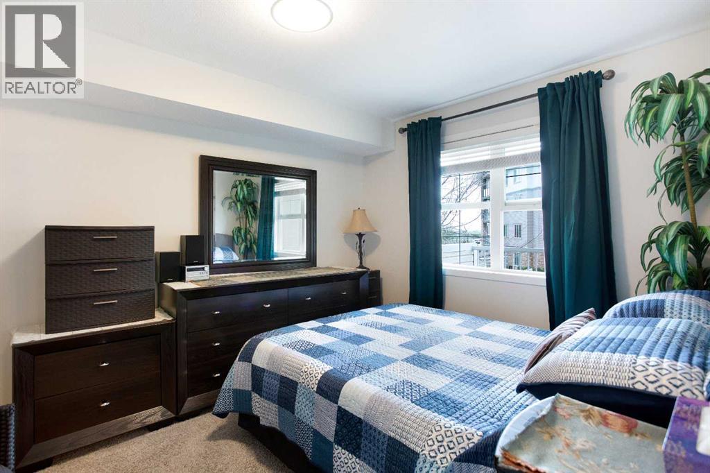 210, 2000 Applevillage Court Se, Calgary, Alberta T2A 7Z4 - Photo 11 - A2329799