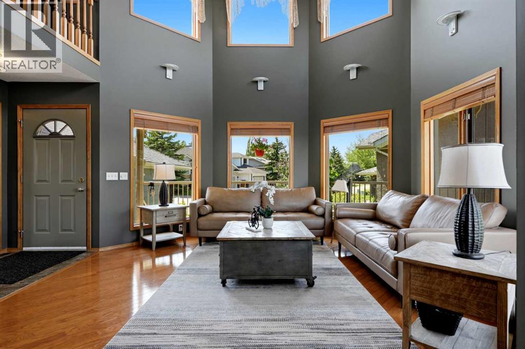131 Edgebrook Circle NW, Calgary, Alberta  T3A 5A4 - Photo 7 - A2334755