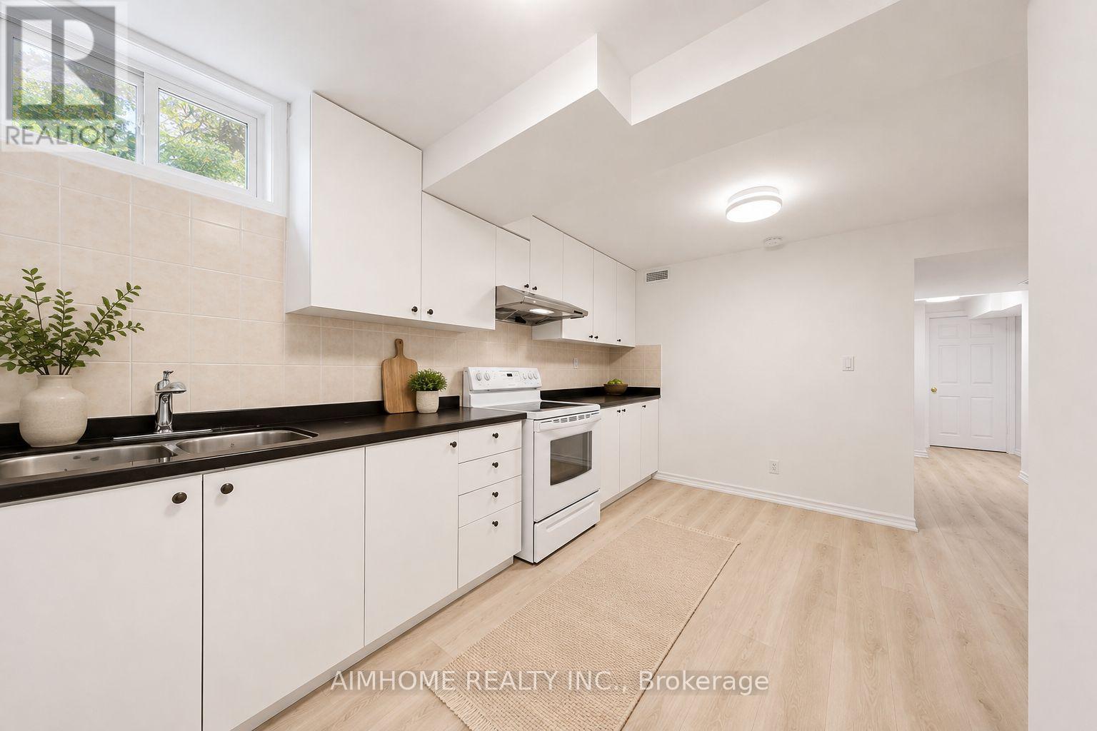 106 Highhill Drive W, Toronto, Ontario  M1T 1N7 - Photo 17 - E13648922