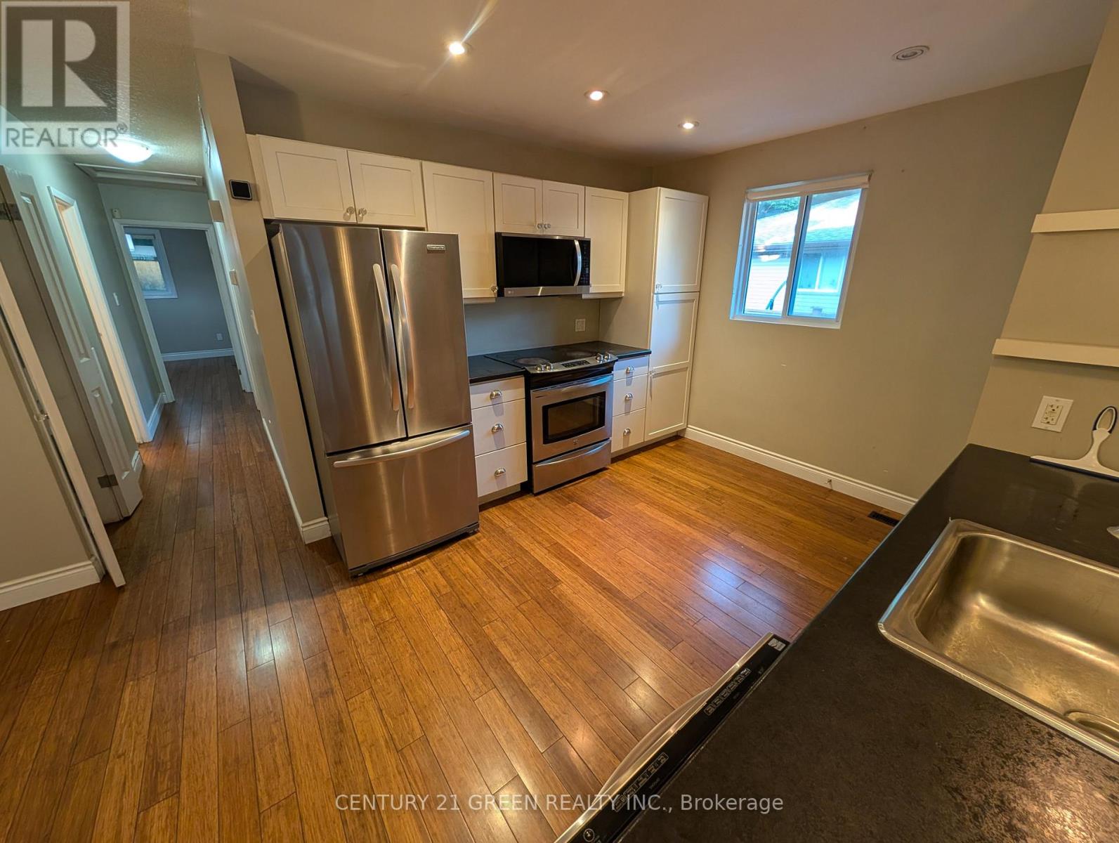 4 Wenlock Crescent, London North, Ontario N6G 3B6 - Photo 5 - X13508168