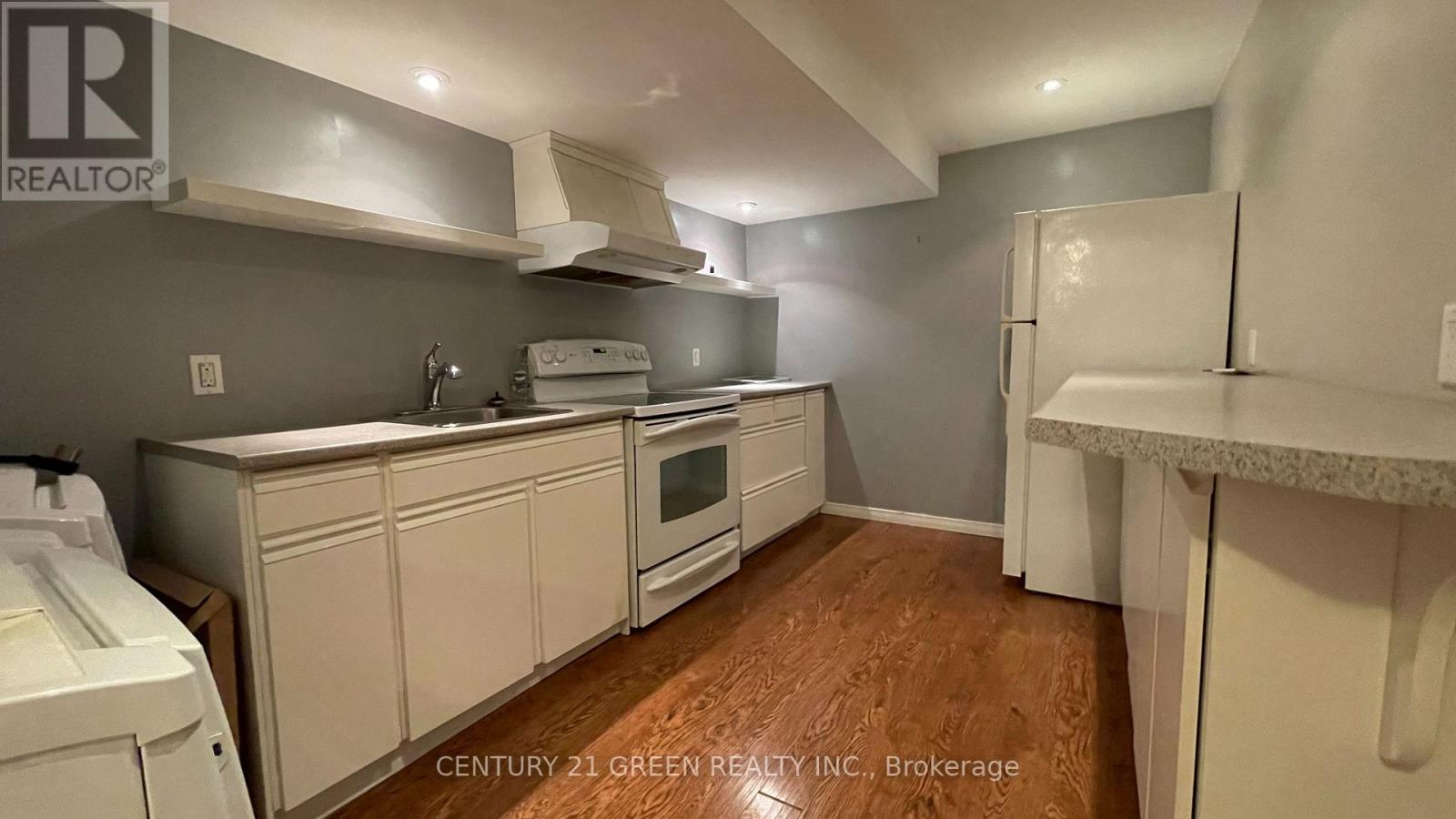 4 Wenlock Crescent, London North, Ontario N6G 3B6 - Photo 33 - X13508168