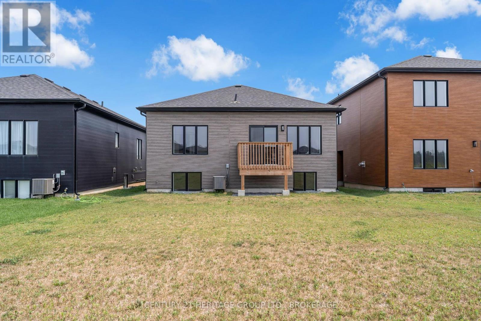 60 Dusenbury Drive, Loyalist, Ontario K0H 2H0 - Photo 2 - X13653032